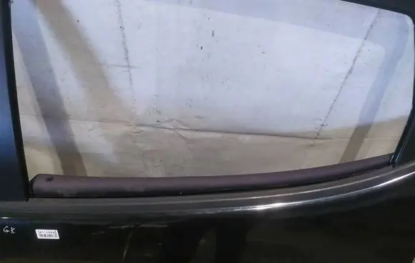 Mercedes-Benz A W168 Rear door glass trim molding 