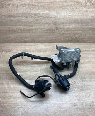Tesla Model S Hybrid/electric vehicle battery fan 103904000G 103776400C