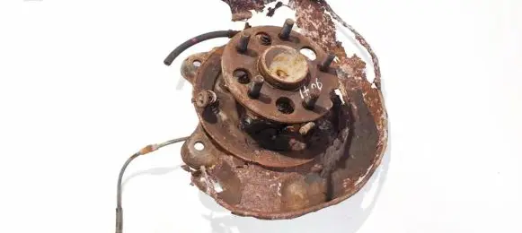 Toyota Avensis Verso Rear wheel hub