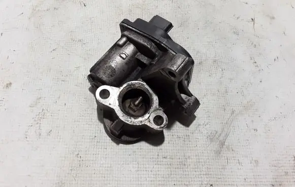 Opel Vivaro EGR valve 147102408R