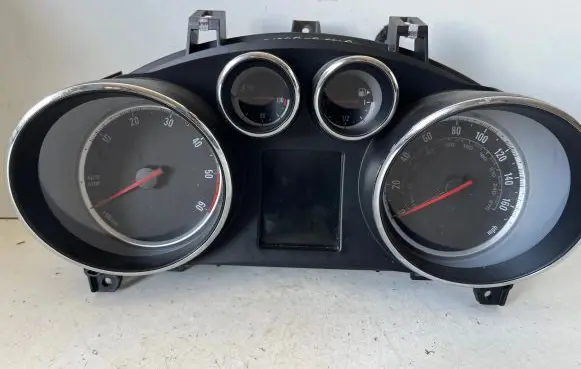 Opel Mokka Speedometer (instrument cluster) 95386879 654663731