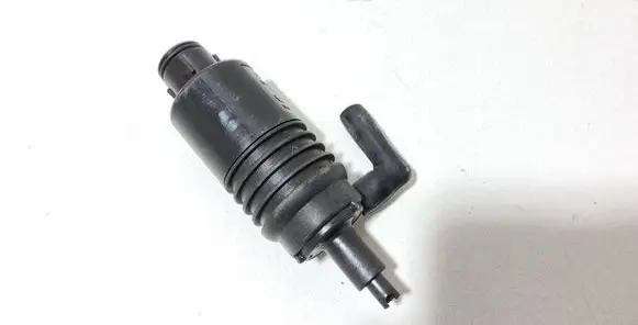 Audi 100 S4 C4 Windscreen/windshield washer pump 4A0955651