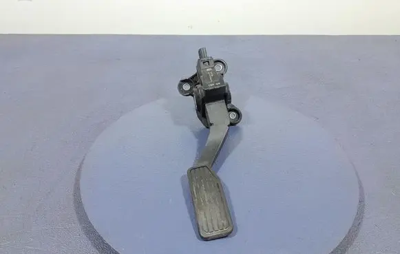Honda HR-V Accelerator throttle pedal