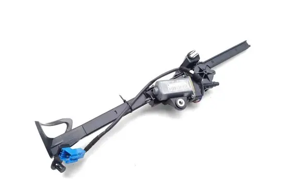 Mercedes-Benz C AMG W205 Seat belt adjustment motor A2058600182 308362799AN