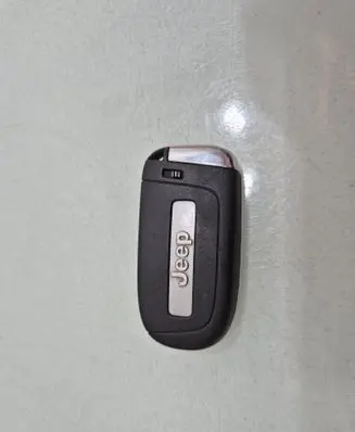 Jeep Renegade Ignition key/card 735636992