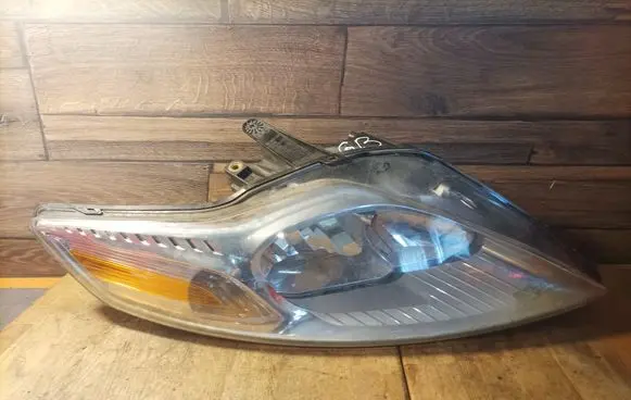 Ford Mondeo MK IV Headlight/headlamp