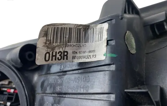 Hyundai i30 Headlight/headlamp 92102A6000