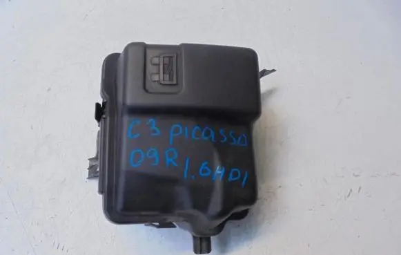 Citroen C3 Picasso Fuse box cover