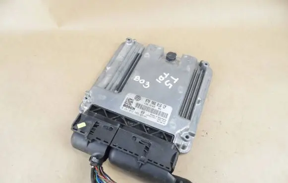 Volkswagen Transporter - Caravelle T5 Engine control unit/module 070906016CF 1039S15609 0281012909