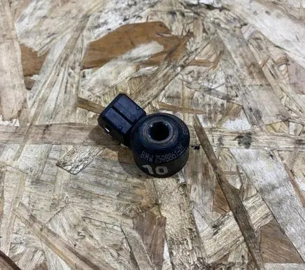 BMW 5 F10 F11 Detonation knock sensor 7598861