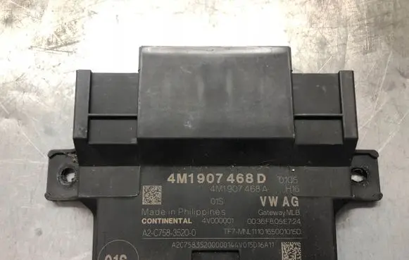 Audi A4 S4 B9 Gateway control module 4M1907468D