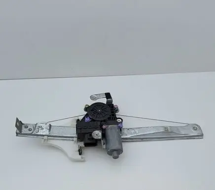 Ford Mondeo Mk III Rear door window regulator with motor 0130821772