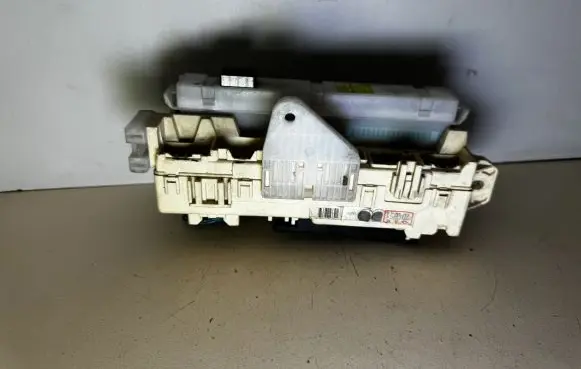 Mazda 323 F Fuse box set BC6A BC6AB MBC6A