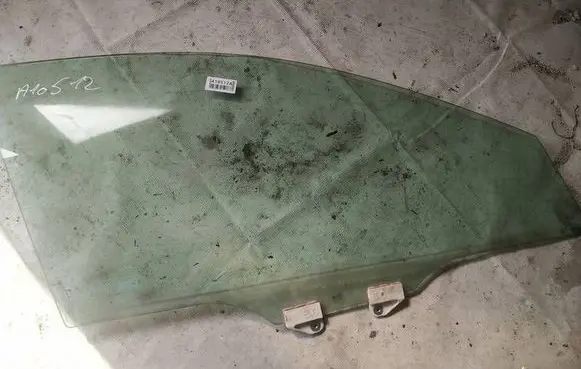 Honda Accord Front door window glass four-door as2