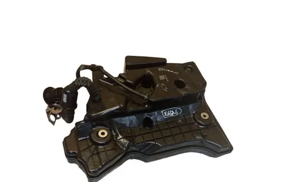 Mercedes-Benz E W213 AdBlue liquid reservoir A0994712500 A2134705402