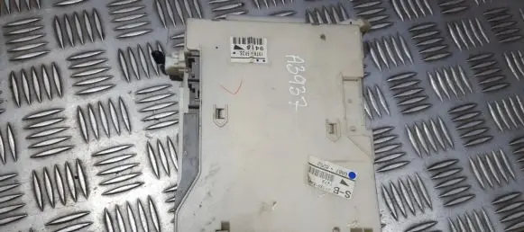 Lexus IS 220D-250-350 Fuse box set 8267253060 6A07-0252