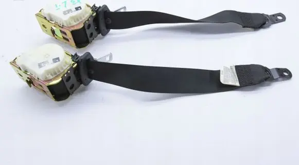 BMW 5 E60 E61 Seat belt trim 040528ORYGINA