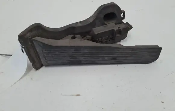 Volkswagen PASSAT B6 Accelerator throttle pedal 1K1723503L