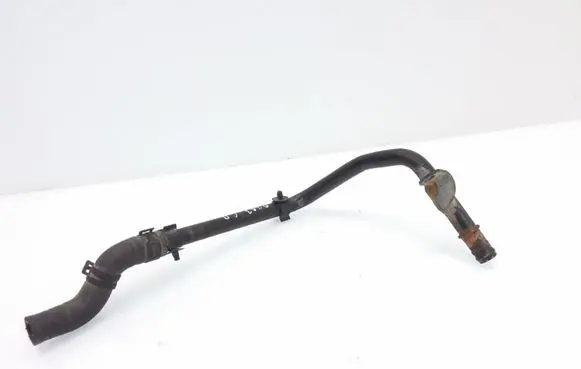 Volkswagen Touareg I Engine coolant pipe/hose 7L6121065D