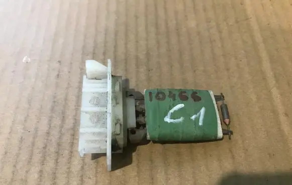 Citroen C1 Heater blower motor/fan resistor 13223A VALEO