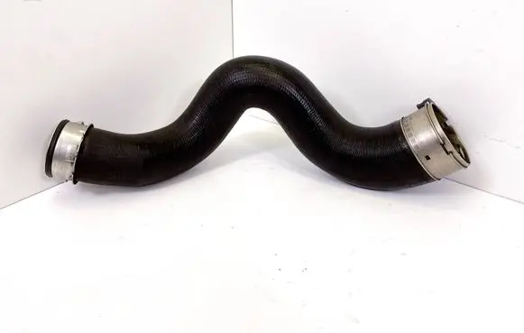 Intercooler hose/pipe