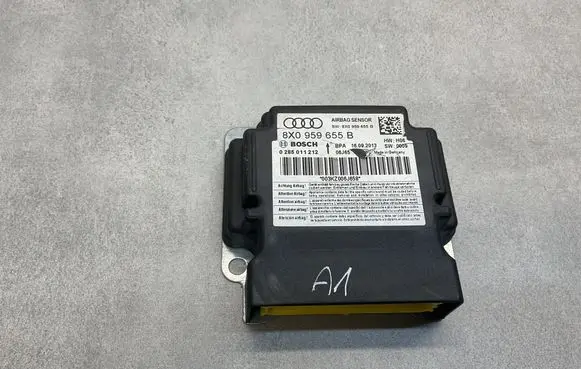 Audi A1 Airbag control unit/module 8X0959655B