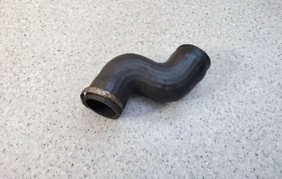 Audi A6 S6 C5 4B Intercooler hose/pipe 078145745A