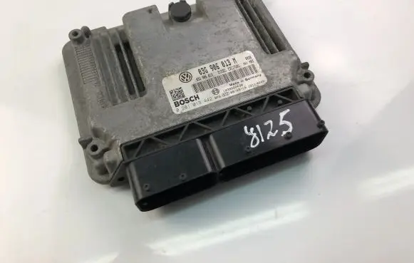 Skoda Fabia Mk2 (5J) Engine control unit/module ECU 03G906013M 0281013442