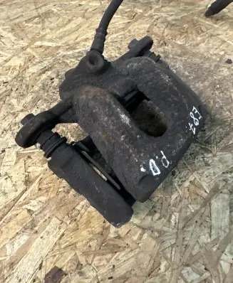 BMW 1 E81 E87 Front brake caliper
