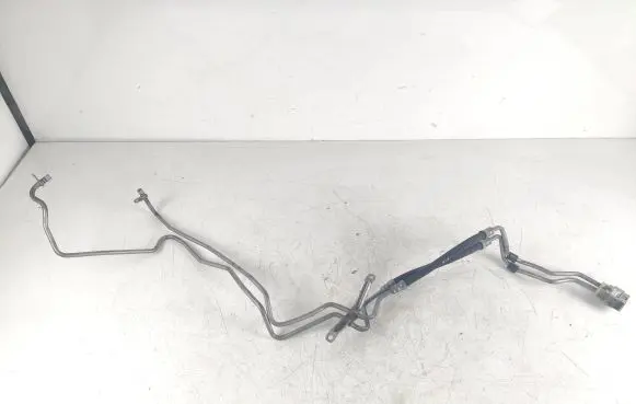 Gearbox oil cooler pipe/hose
