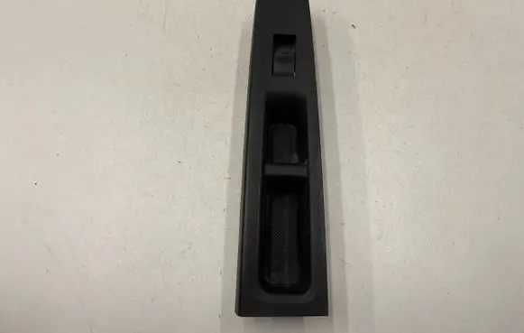 Toyota Yaris Electric window control switch 742310D330