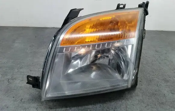 Ford Fusion Headlight/headlamp 246897-00L