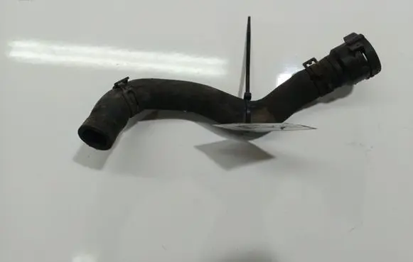 Audi A3 S3 8P Engine coolant pipe/hose 