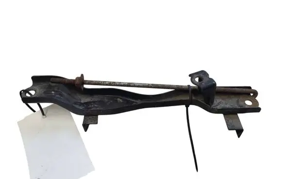 Toyota Auris 150 Battery bracket 