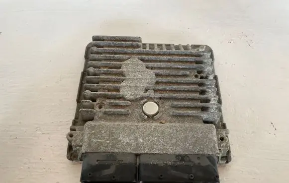 Volkswagen Golf VI Engine control unit/module 03L906023A 5WP42637AA 03L906023DR