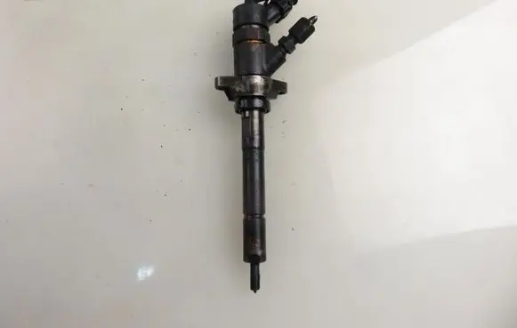 Ford Focus Fuel injector 0445110188