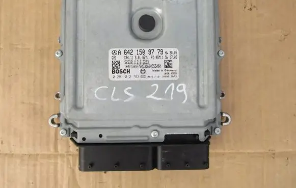 Mercedes-Benz CLS C219 Engine control unit/module A6421509779