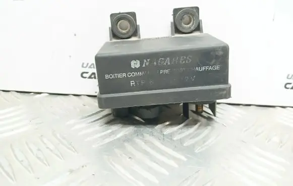 Glow plug pre-heat relay