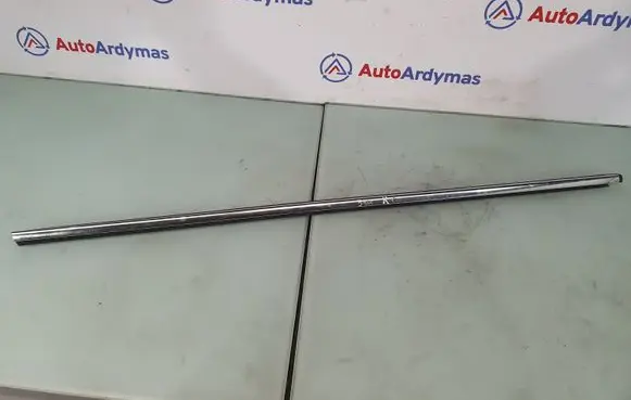 BMW 2 F22 F23 Front door glass trim molding 51337404203