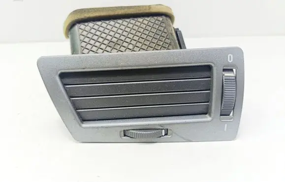 BMW 7 E65 E66 Dashboard side air vent grill/cover trim 8223333