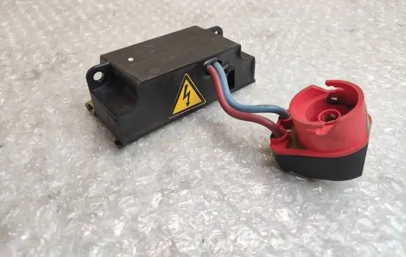 BMW 7 E38 Headlight ballast module Xenon 1307329012 94446713 1304485042