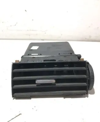 Ford Focus C-MAX Dash center air vent grill 3M51R014L21 05258004