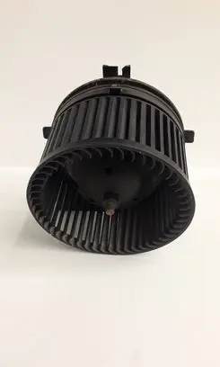 Volkswagen Bora Heater fan/blower 1j1819021b