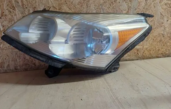 Chevrolet Traverse I Headlight/headlamp