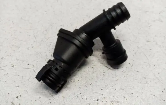 Breather/breather pipe/hose