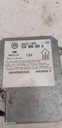 Skoda Fabia Mk1 (6Y) Airbag control unit/module 1C0909601A 5WK43123 48020608F