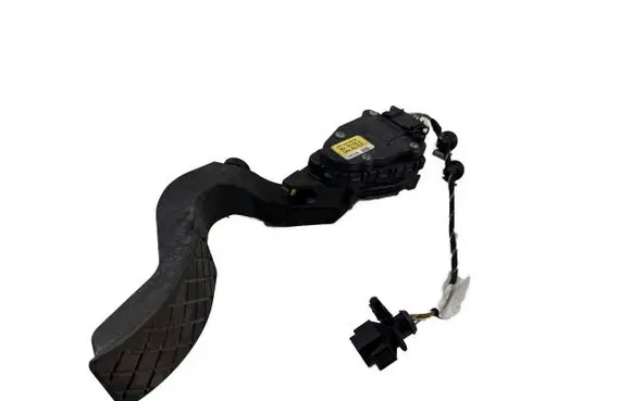 Audi A4 S4 B5 8D Accelerator throttle pedal 8D1723523A