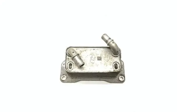 Volvo S90, V90 Engine oil radiator 31465747