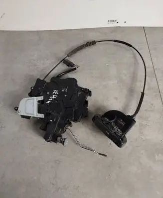 Volkswagen Caddy Sliding door lock 2K0843604 7H0843604