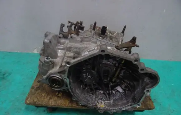 KIA Magentis Manual 5 speed gearbox L2B